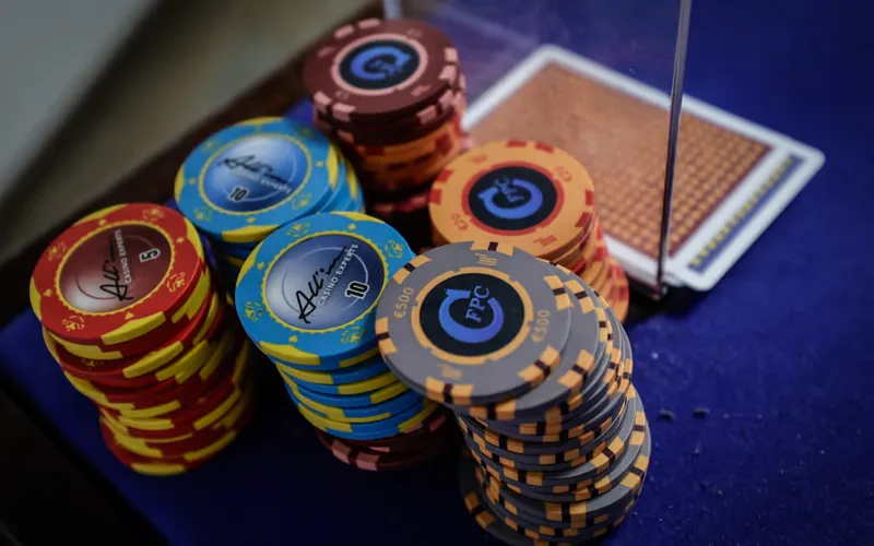 Live dealer game categories, RTP percentages, and betting minimums
